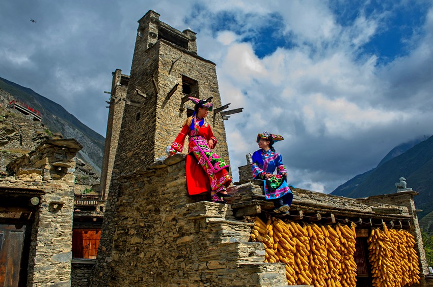 四川省阿壩州理縣桃坪村。四川省文旅廳供圖