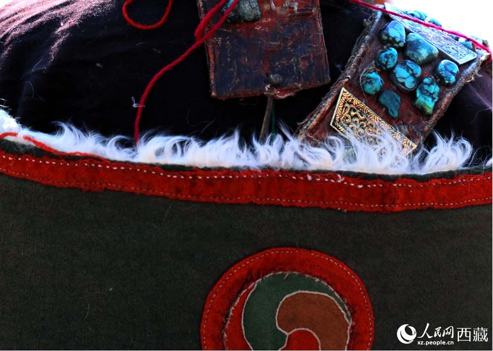 “飛天服飾”細(xì)節(jié)展示。 人民網(wǎng) 李海霞攝