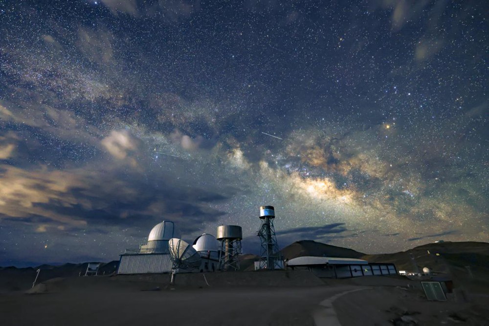 絕美暗夜星空。貢覺群培攝