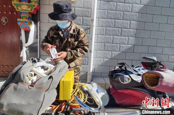 拉薩居民守望相助抗疫：大家的關(guān)系、距離更近了