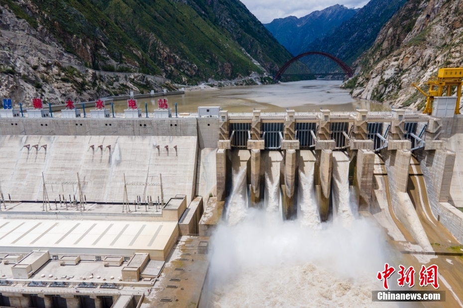 資料圖為2021年8月7日，西藏山南雅魯藏布江上的藏木水電站。（無人機畫面） <a target='_blank' href='/'><p  align=