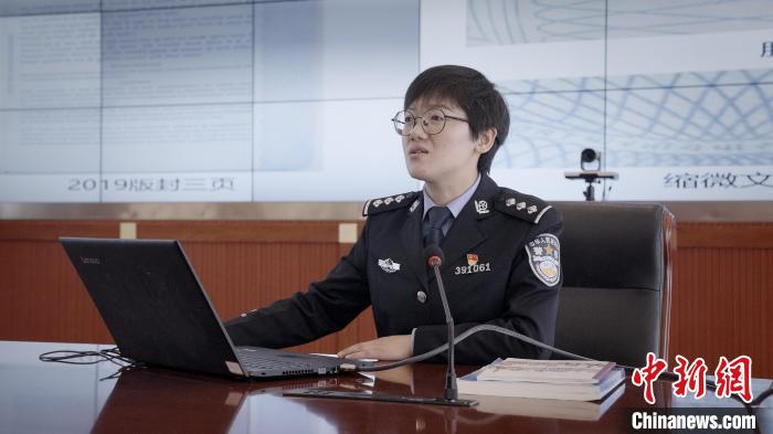 綻放在雪域國門的“格?;ā薄浳鞑剡厵z總站四級警長白瑪央宗