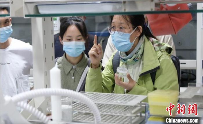 圖為西藏自治區(qū)市場監(jiān)督管理局舉辦2023年助力全區(qū)肉制品生產(chǎn)企業(yè)質(zhì)量提升專題培訓(xùn)班現(xiàn)場?！∥鞑刈灾螀^(qū)市場監(jiān)督管理局供圖