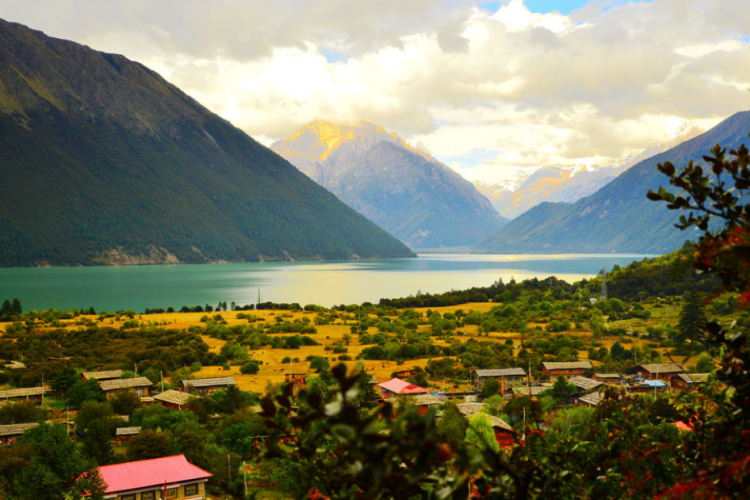 懂西藏的人，一定不會錯過林芝的秋天