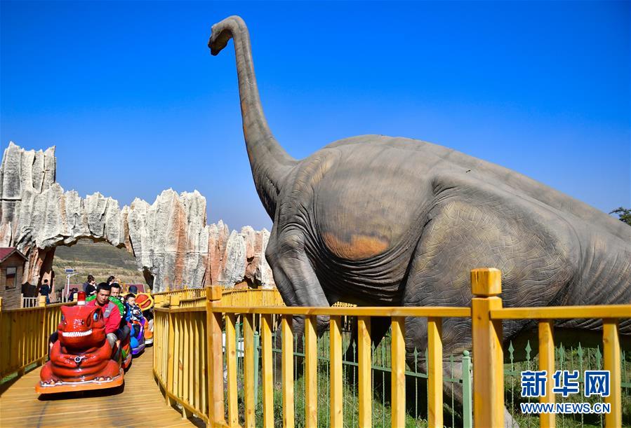 （全面建成小康社會(huì)“百城千縣萬村調(diào)研行”·圖文互動(dòng)）（5）青?？柎澹骸肮夤鞔濉钡娜A麗轉(zhuǎn)身